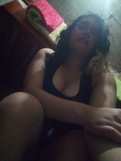 Yirez uwu exclusive pornstar archive