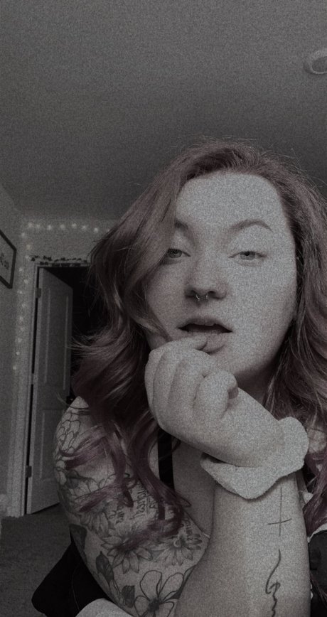 Haleigh best model img