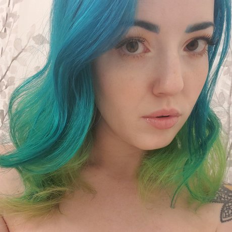 DaisyMoon nude model pics