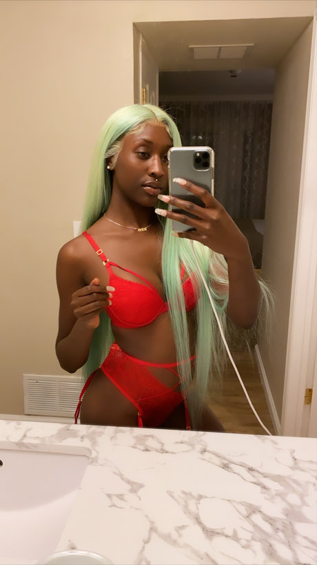 Tia Ros_ star nice images