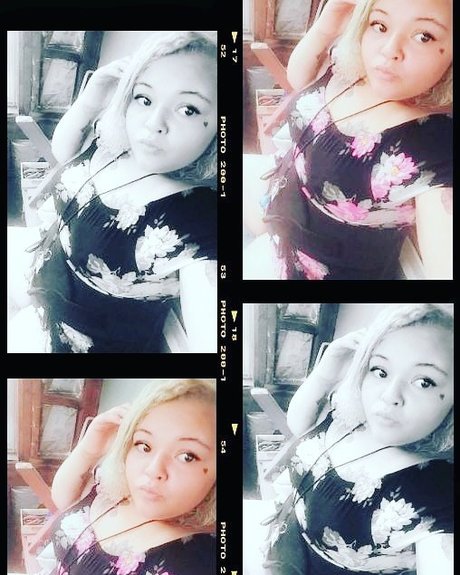 Lealing hot model photos