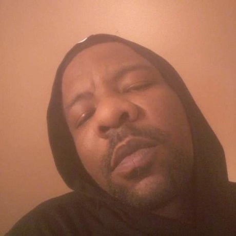 YungKeyzieCSE pornstar top picture