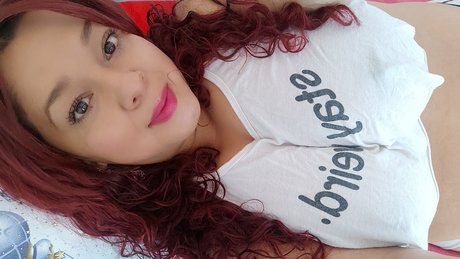 Kimi model beautiful photo