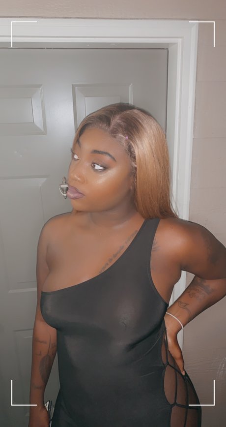 BrattisNigerian pretty pornstar picture