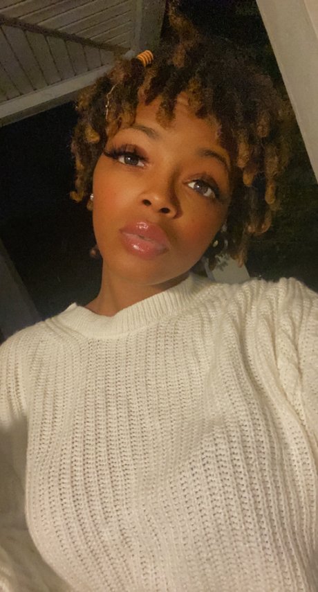 GOBBLE GOBBLE star porn img