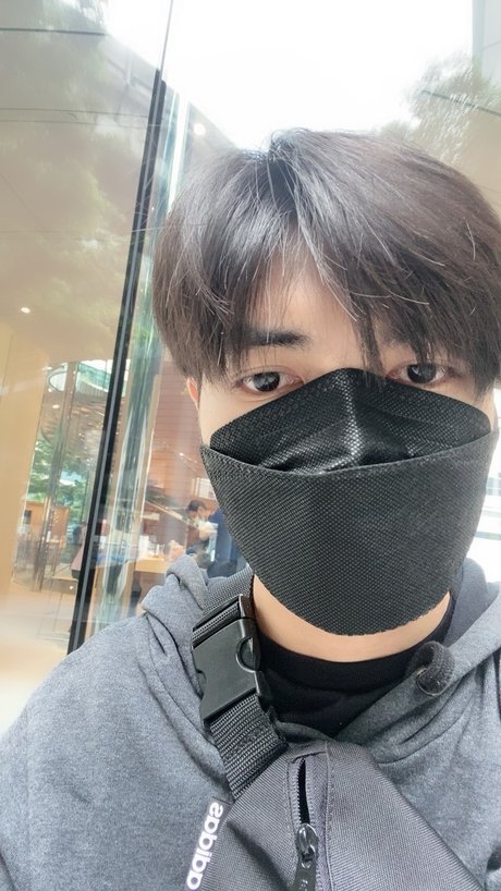 Tong pornstar art picture