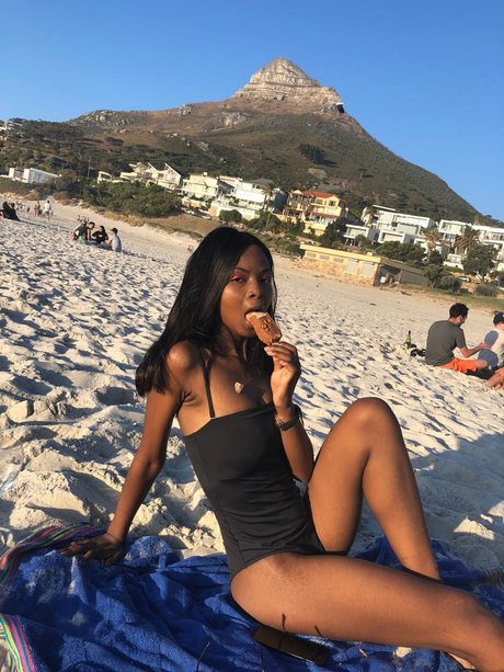 Tswelelopele hot actress pic