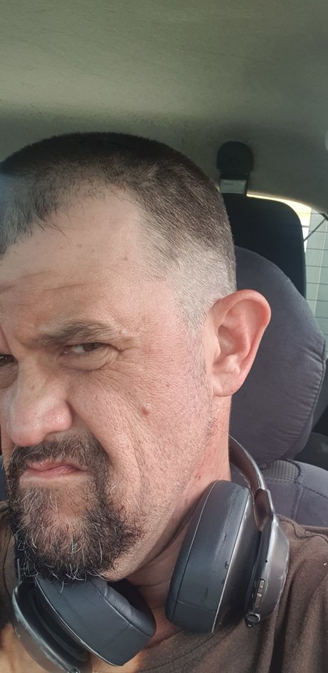 SubSlaveDice erotic model archive