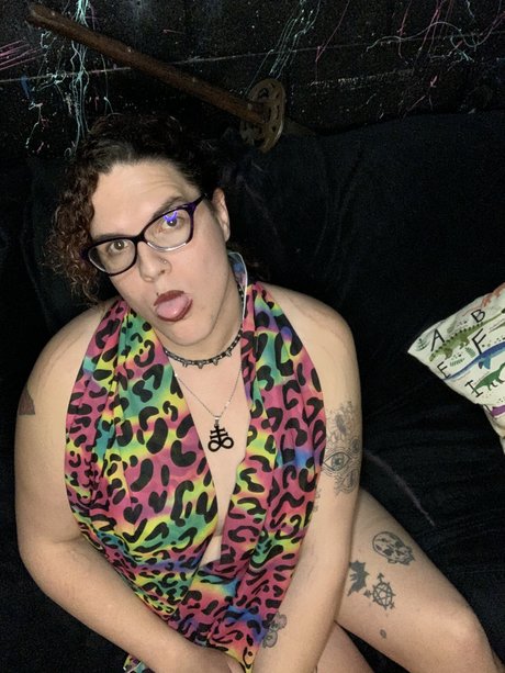 Freja Gray erotic actress galleries