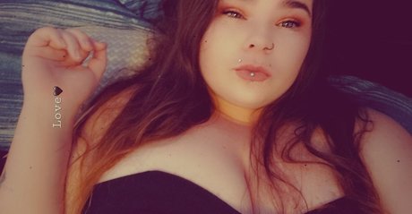 Zephyr98 sexy model pics