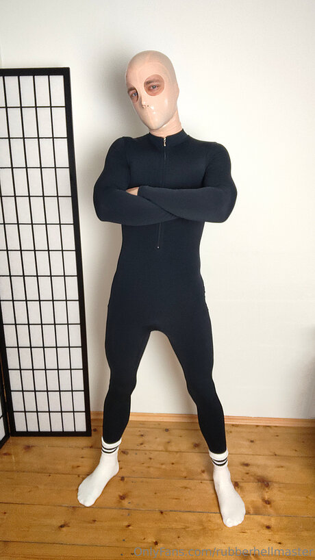 rubberghost model porn photos