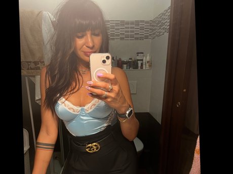 Niky88 nude pornstar photos