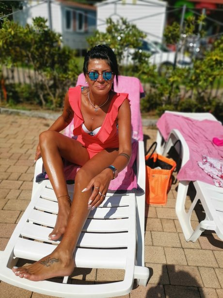 Niky88 pornstar free image