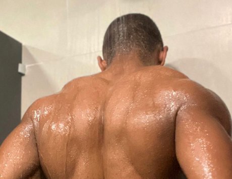 Enzo_ star top pictures