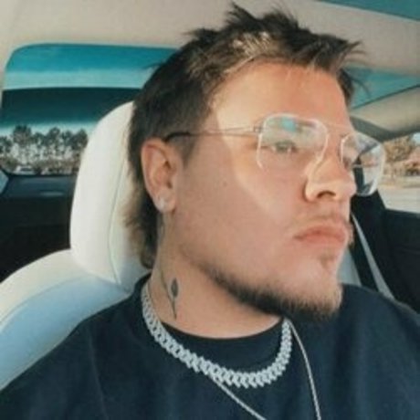 codee yount star nice photo