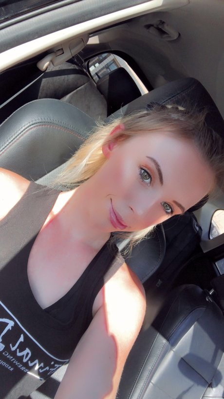 _SNOW_ porn star pictures