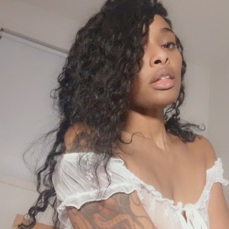 La La Land Purgatory porn model image