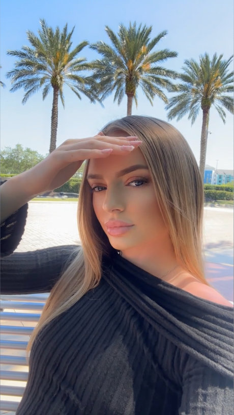 Your Angel_ nude pornstar image