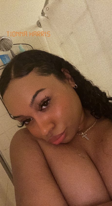 Tionna pornstar nudes img