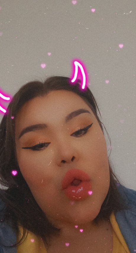 Sadiee model nice image