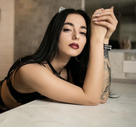 Slastena model nudes photo