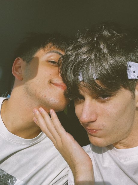 Federico e Pietro nude star pics