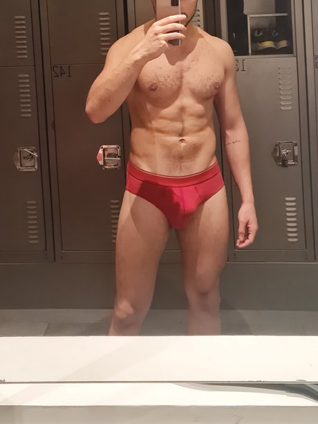 Ishac high quality star photos