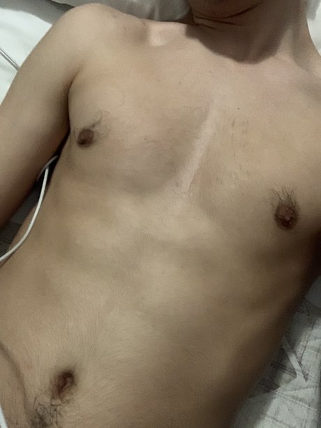 Italiantwink98 nice star pic