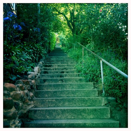 Brogan Daly sexy actress gallery