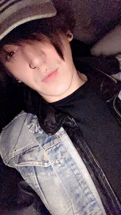 Dylan Gray model erotic img