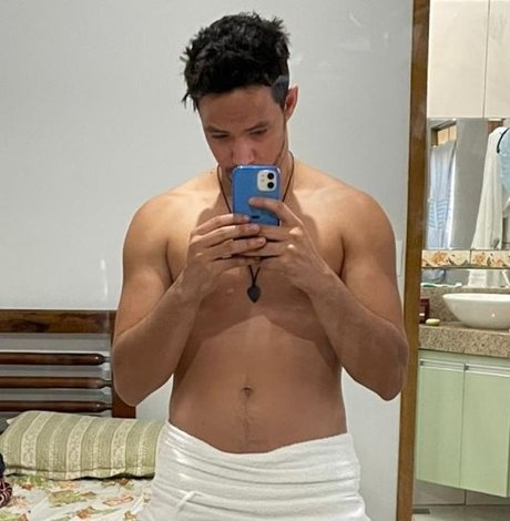 PhantomBR pretty pornstar pictures