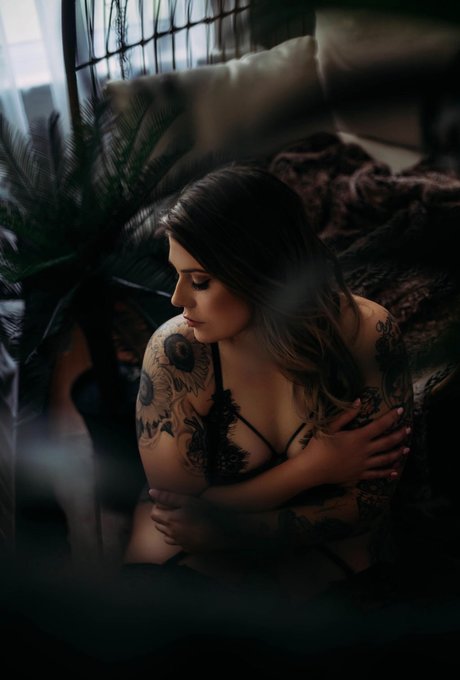 MilkyMomma pornstar best photo