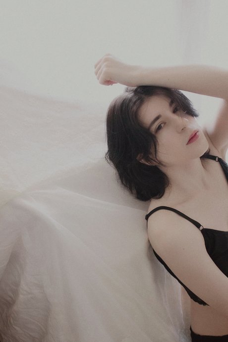 Candice Payan nude pornstar image