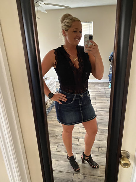 Lustfullbeauty88 erotic star photo