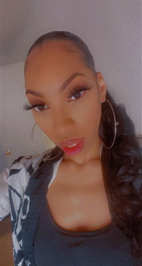 J A D A_ star nudes gallery