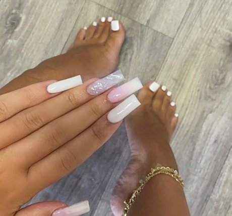 Pretty feet_ model adult photo