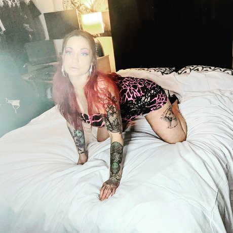 Gia Gemini pornstar top image