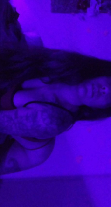 Pepina Mala erotic model image