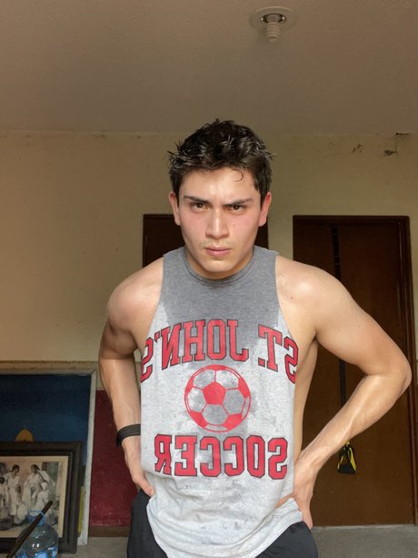 Pablo Camara nude star photos