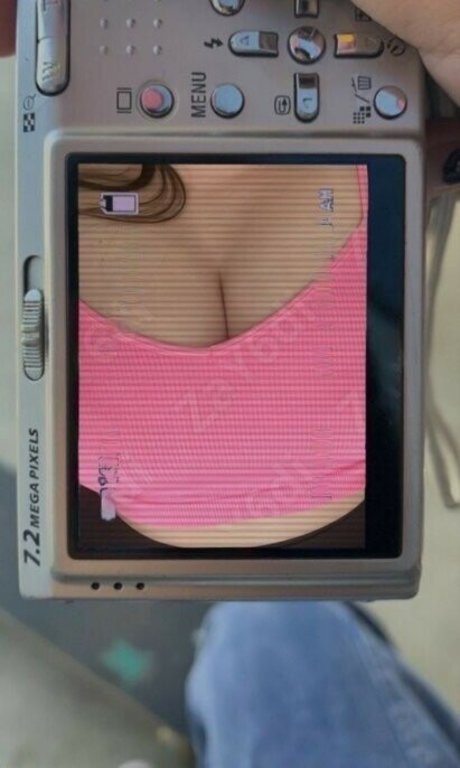 Kirsty Wells star erotic pics