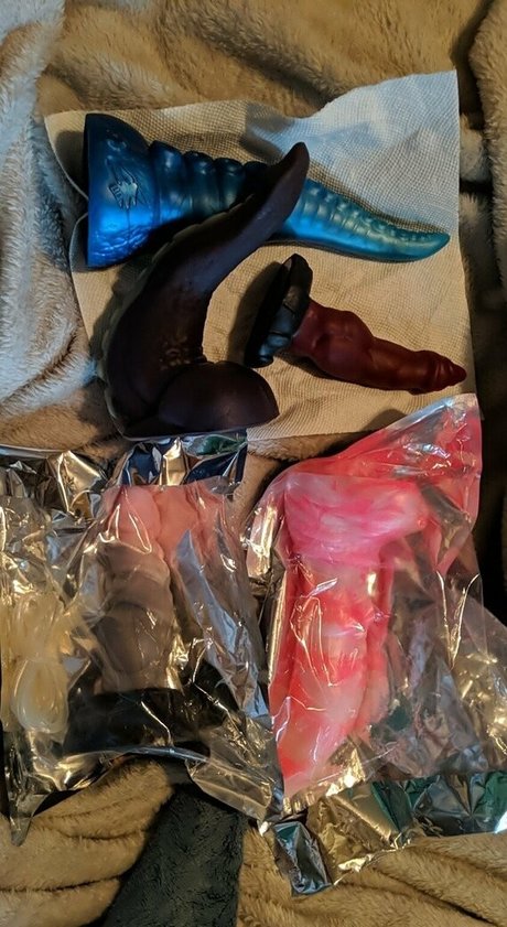 sincerelysarahtrickler free actress archive