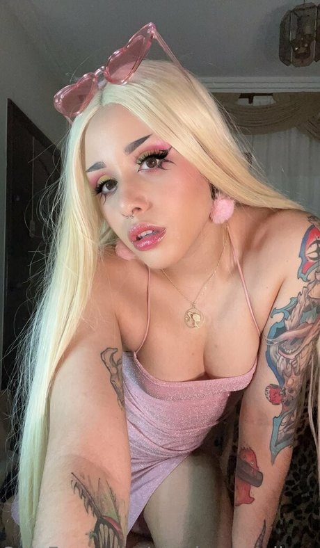 mayhemandbacon sexy actress galleries