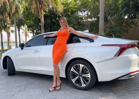 Lisa Rulit star nude pic