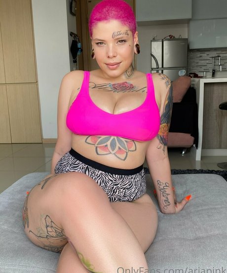 ariapink pornstar adult pic