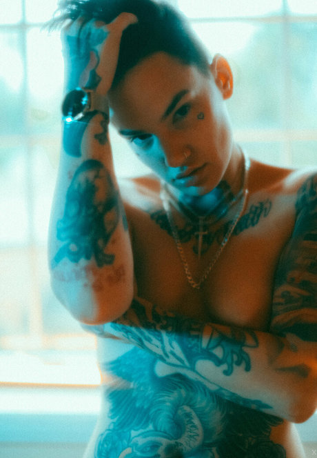 nikkihearts model high quality img