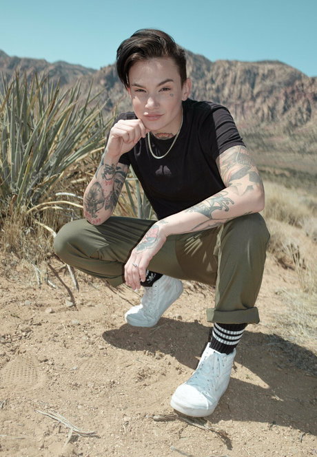 nikkihearts pretty star photos