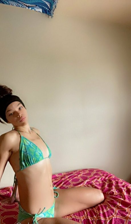 alauralopezz model erotic images