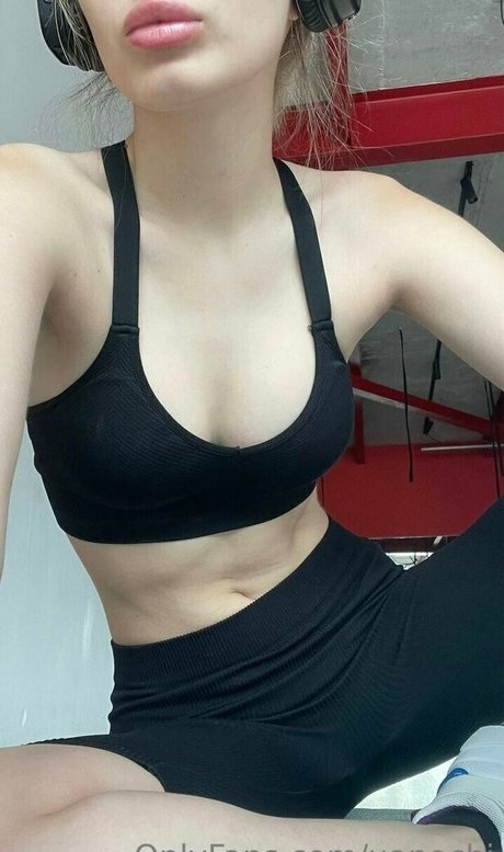 uanochi perfect model archive