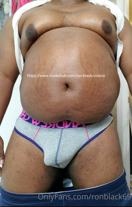 ronblack69 model pornographic image