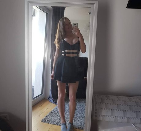 Jojo Kiss nude pornstar images